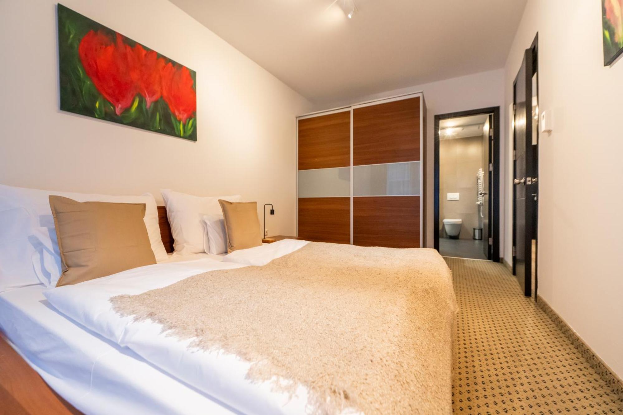 Swu Opera Apartment Budapest Bilik gambar